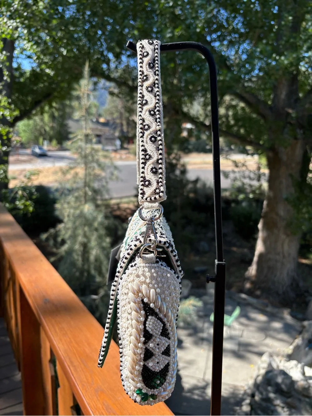 America and beyond Gorgeous Beaded White Shoulder Bag with Green black Accents
